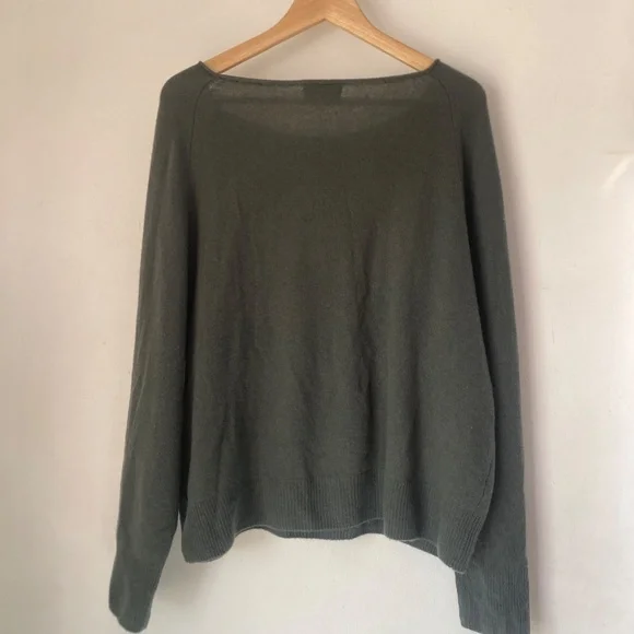 Quince L Mongolian Cashmere Boatneck Sweater - Picture 5 of 14